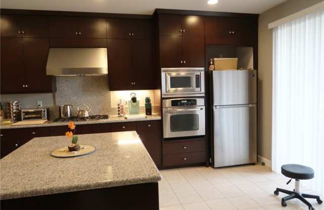 49 Vantis Drive Gallery 2