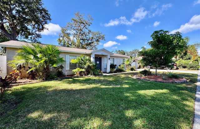 2908 FOREST Circle Gallery 2