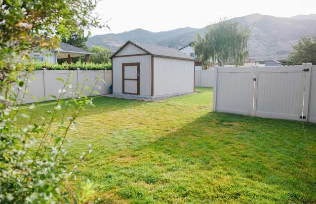 1157 CREEKVIEW Dr Gallery 4
