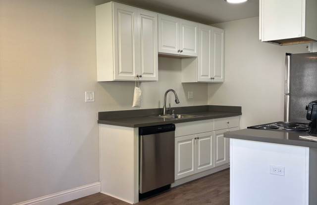 404 W. Cross St. photos photos