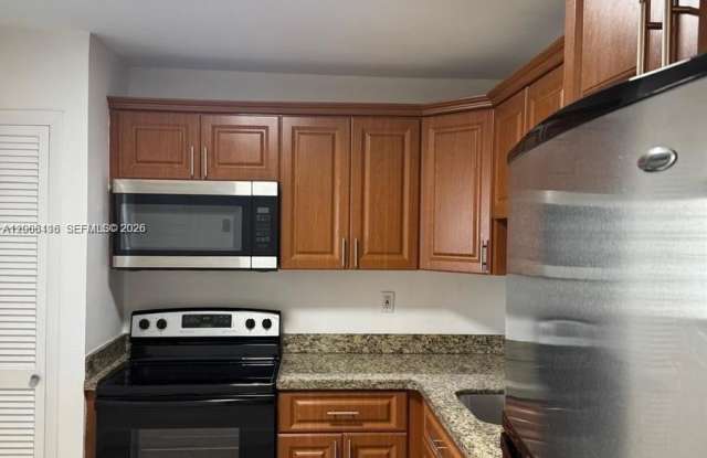 1401 NE 191st St photos photos