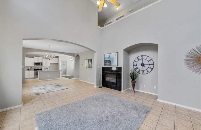 1725 Murphy Court Gallery 3