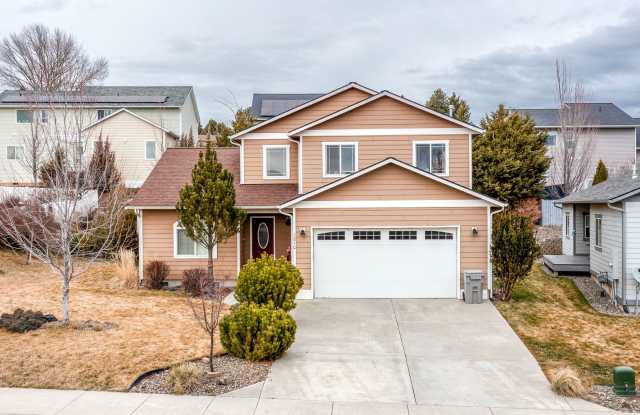 Stylish Pullman Living with Spacious Design photos photos Stylish Pullman Living with Spacious Design photos photos