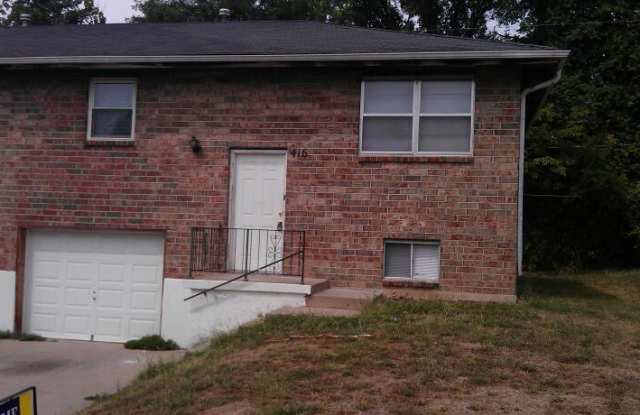 3 BR/1.5 BA - Kansas City, KS - 416 South 73rd Terrace, Kansas City, KS 66111