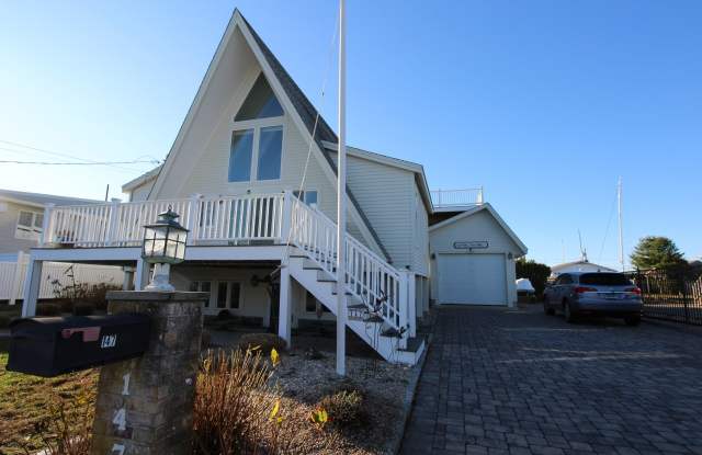 147 Captains Drive - 147 Captains Drive, Westbrook Center, CT 06498