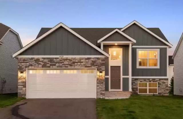 Charming 3BR House in Anoka. Relocation due to work means I'm eager to rent at cost! - 15239 Tiger Street Northwest, Ramsey, MN 55303