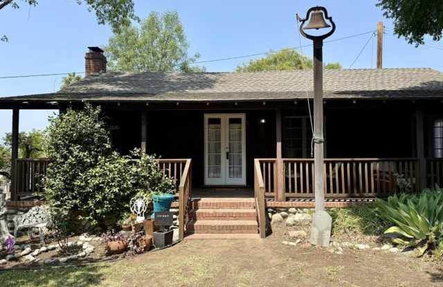 1070 W Milton Drive photos photos