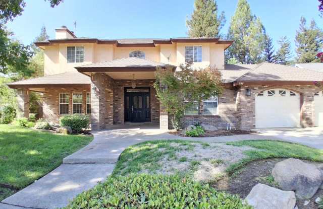 Spacious 4-Bedroom, 3-Bath Home in North Fresno! Gallery 3