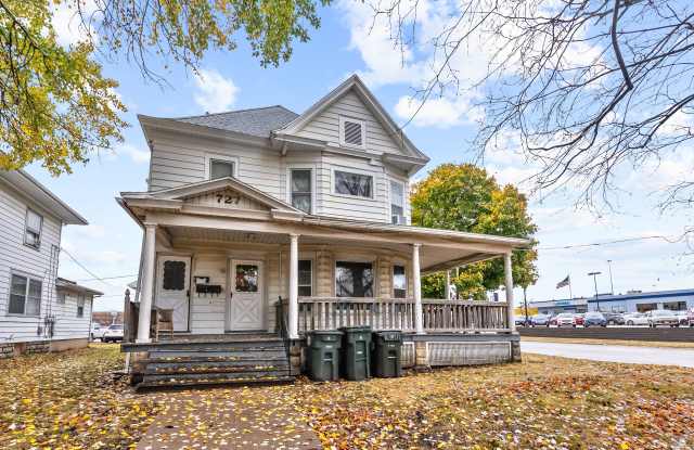 727 South St photos photos