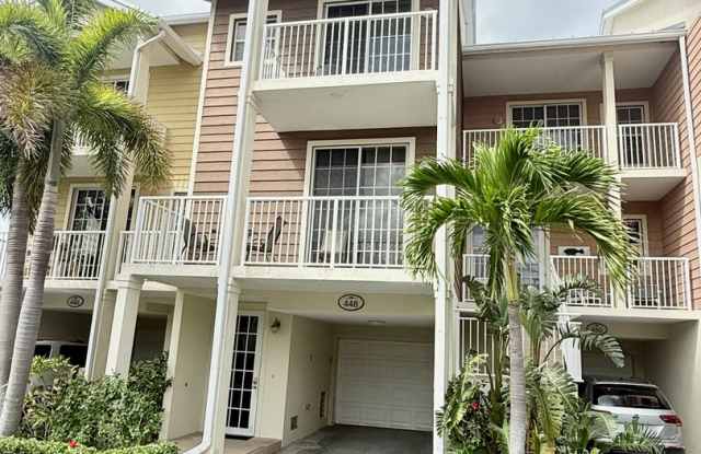 Waterfront townhome in Little Harbor photos photos
