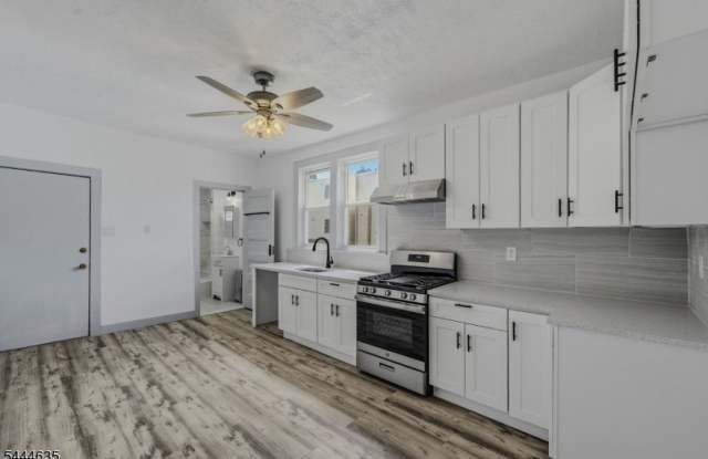 18 John St photos photos