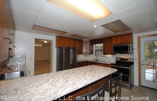 2252 Yankovich Rd. Gallery 3