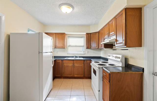 1937 RIDGEWOOD Drive Gallery 2