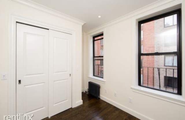 305 Mott St Gallery 3