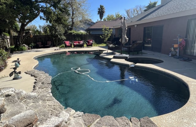 1917 Shell Court - 1917 Shell Court, Modesto, CA 95356