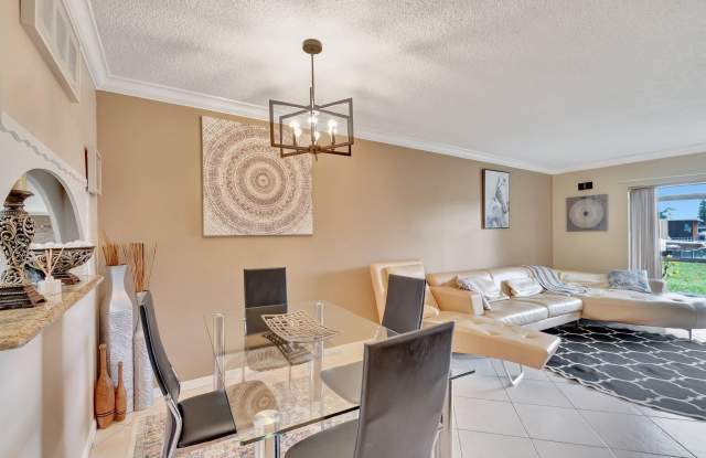 7101 Golf Colony Court Gallery 4