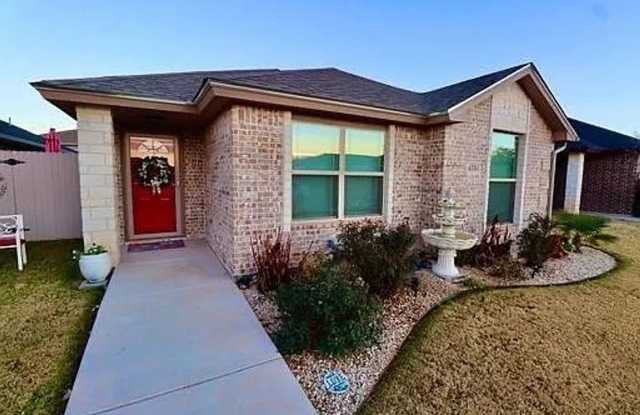 Charming 3BR 2B House in San Angelo - 4330 Rimrock Circle, San Angelo, TX 76904