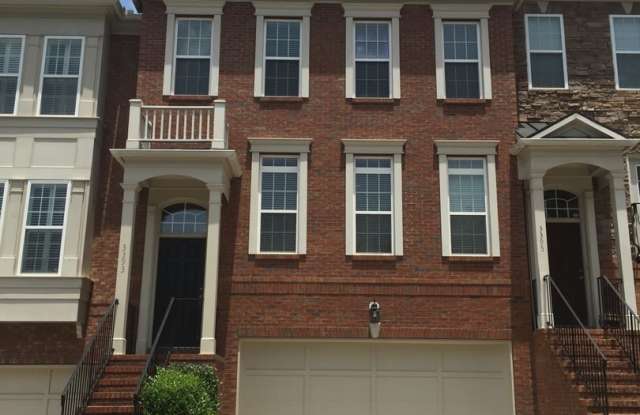 Wonderful 3 Bed 3.5 Bath Townhome in Vinings! photos photos
