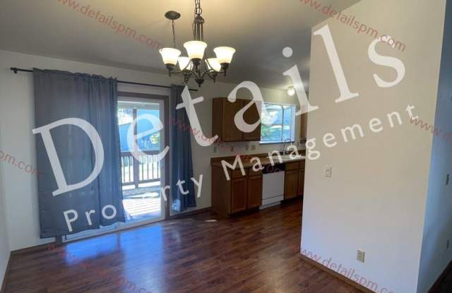 1279 Danskin Ln NW Gallery 4