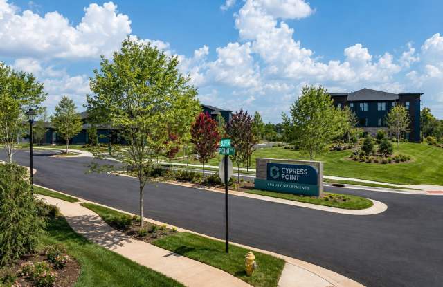 Cypress Point Luxury Apartments Gallery 4