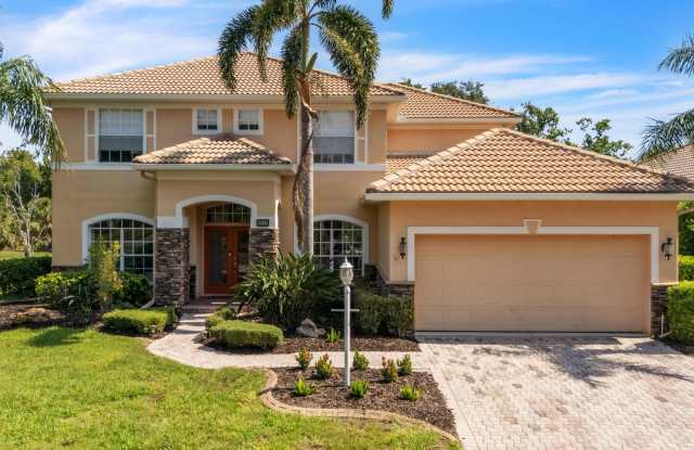 Stunning 5 bed Pool Home - Country Club photos photos