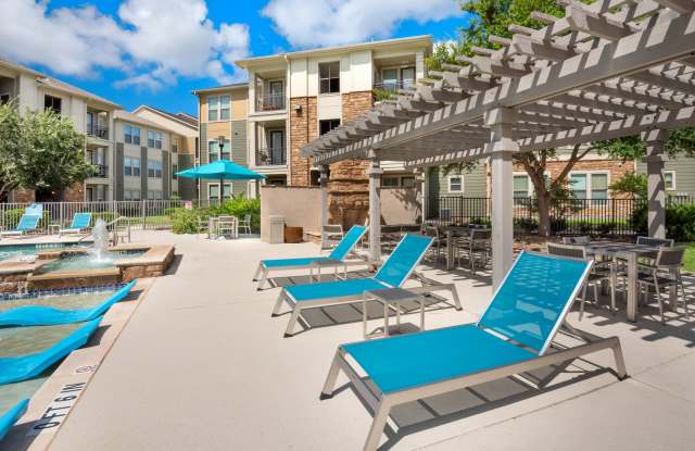 Encore Crossings Gallery 4
