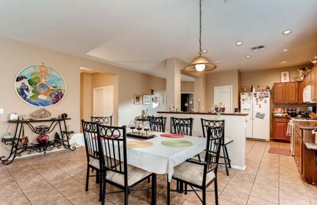 3738 W Wayne Ln Gallery 3