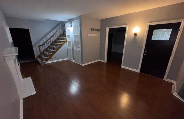 Beautiful downtown  Rochester home Gallery 4