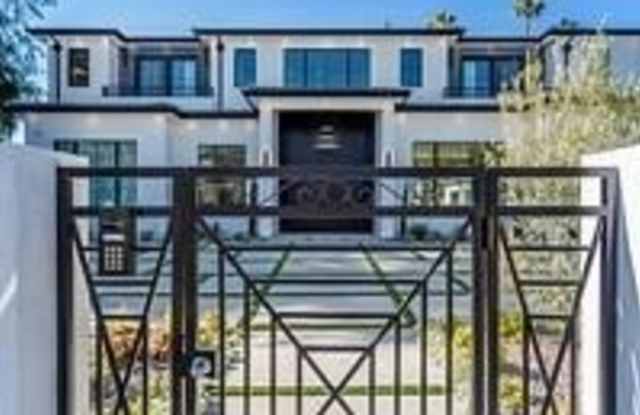 19345 Collier Street Gallery 2