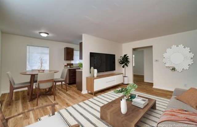 6 Dean Place - A Gallery 2