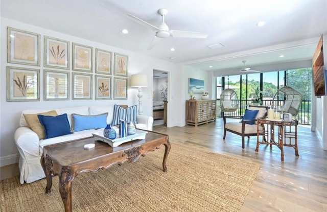 3105 Riviera Dr Gallery 1
