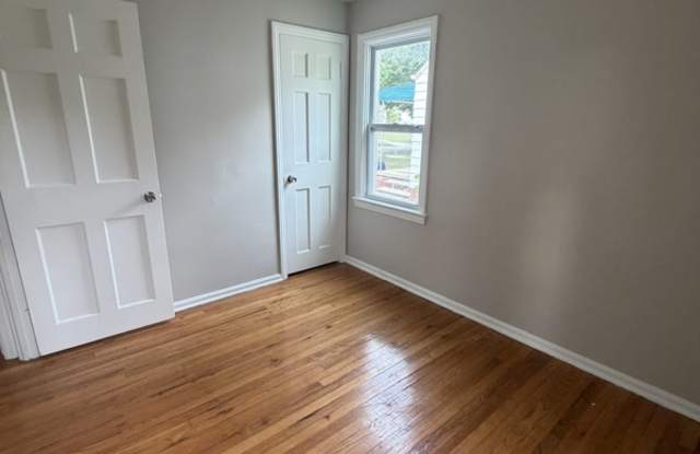 16910 Lotus Drive Gallery 4