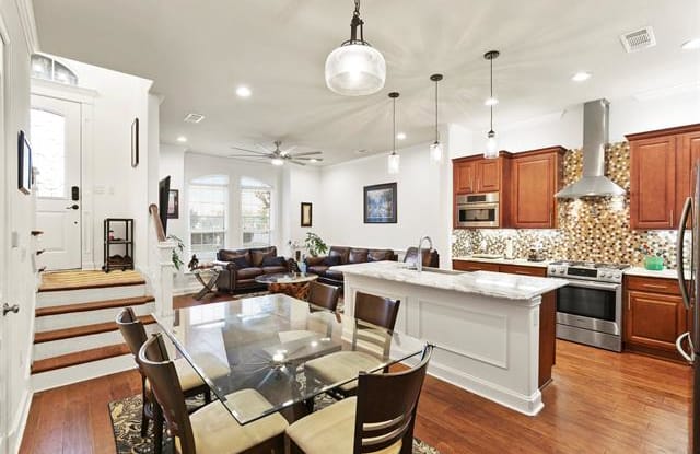 218 E Kaufman Street - 218 East Kaufman Street, Richardson, TX 75081