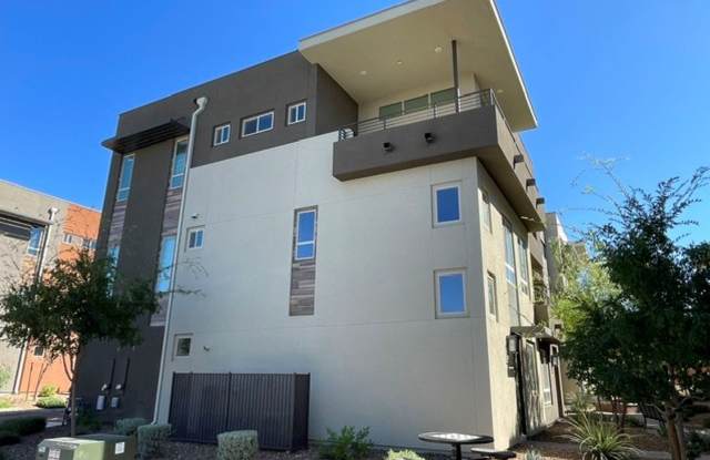 10971 Limeslice Ave ! 3 Bed / 2 1/2 Bath Summerlin Condo ! RENT SPECIAL ! Gallery 3