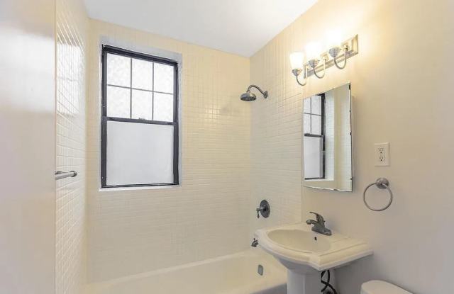 374 Chestnut Hill Ave Apt 3 - 374 Chestnut Hill Avenue, Boston, MA 02135