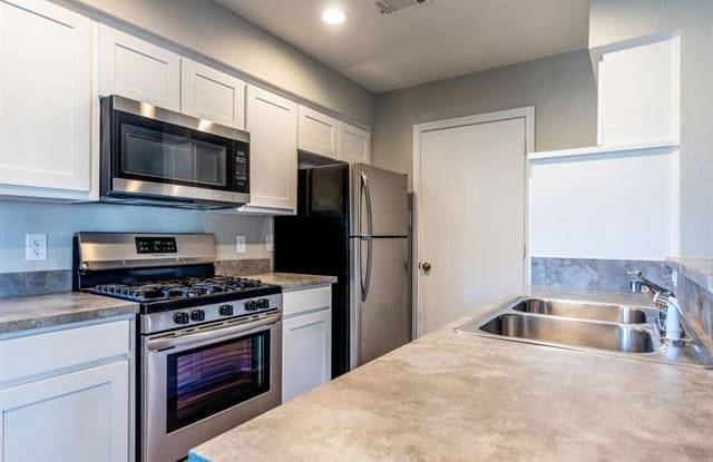 1303 Cordell Street - 1303 Cordell Street, Denton, TX 76201