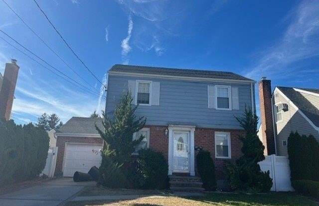 315 Latham Road - 315 Latham Road, Mineola, NY 11501