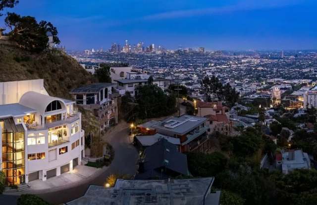 8435 Franklin Ave photos photos
