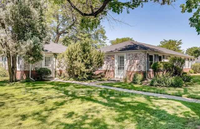 1253 Locust St photos photos