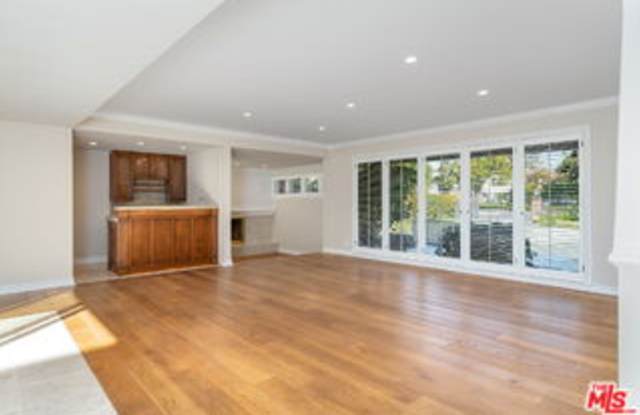 14972 Camarosa Drive Gallery 2