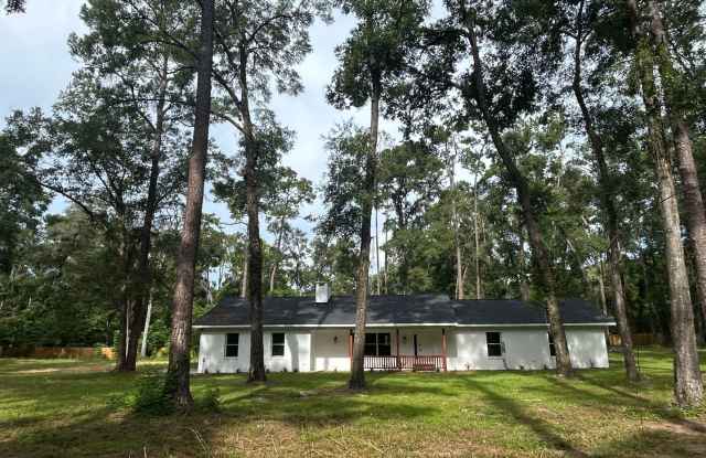 Luxury Living on 2.5 Acres in Jonesville's Exclusive Estate Community! photos photos