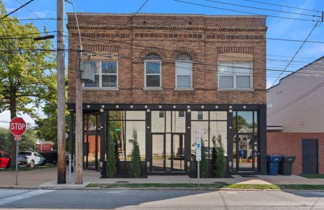 2700-2702 Macklind photos photos