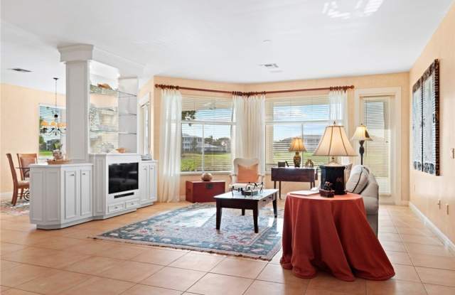 4781 S Newport Island Drive Gallery 4