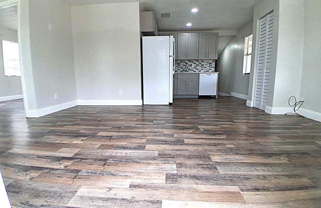 1216 Pioneer Road photos photos