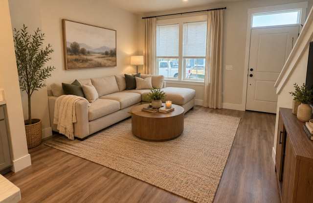 Bright & Modern Annafeld Townhome Living Gallery 3