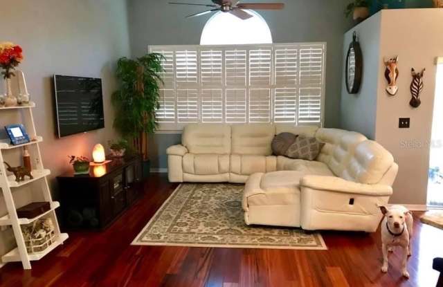 13418 SUNVALE PLACE Gallery 2