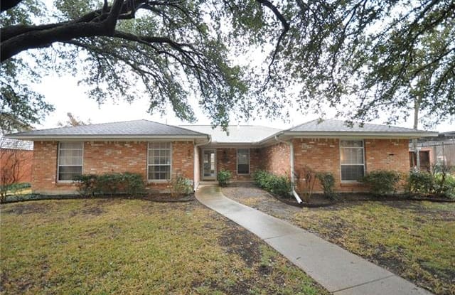 800 Scottsdale Drive - 800 Scottsdale Drive, Richardson, TX 75080