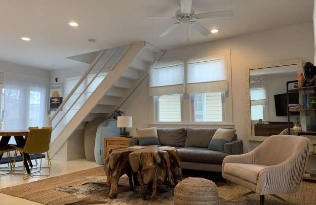 1836 Parkway Gallery 4