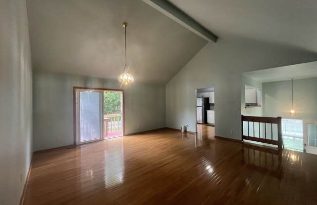 965 Amberwood Place Gallery 4