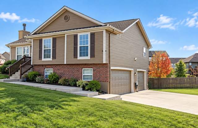 COMING SOON | Beautiful Home in Kansas City’s Northland Gallery 1